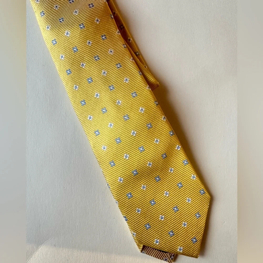 NWT J. Crew Elegant Yellow 100% Silk Tie Geometric Patterned